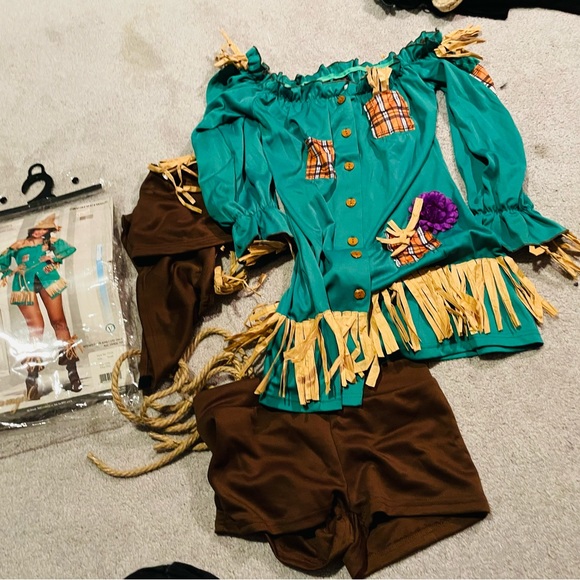 Scarecrow costumes, size small - Picture 2 of 2